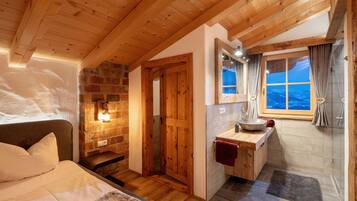 Kondominium | 3 kamar tidur, seprai antialergi, dan didekorasi berbeda-beda