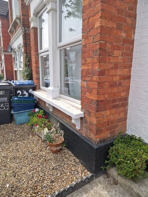 Exterior detail - Little Haven in Thornton Heath (Thornton Heath)