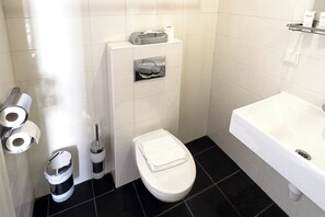 Bathroom - Hotel Vondel Garden - Digital Access (Amsterdam)