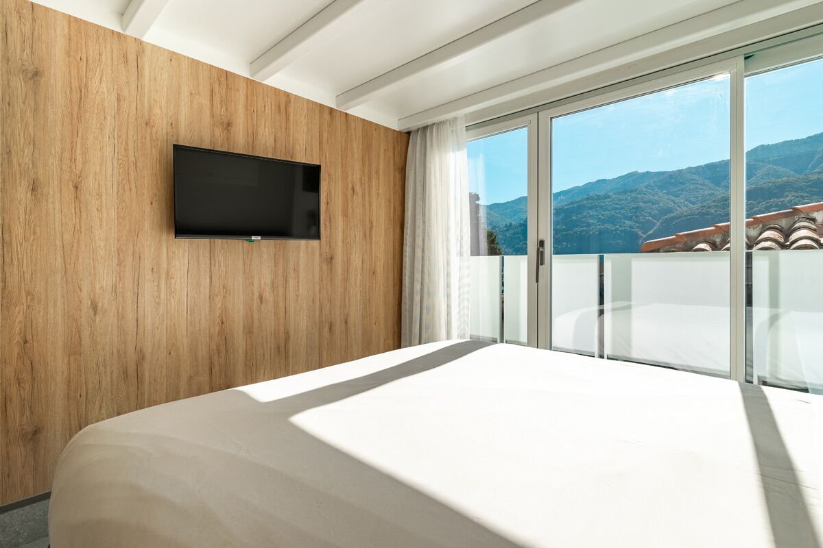 La Serra - Modern greenhouse on lake Como