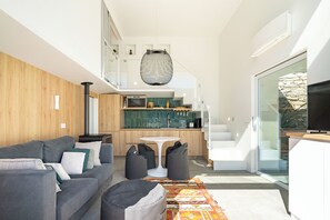 TV connectée, cheminée