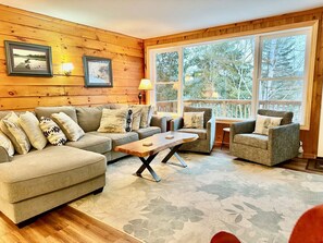 Tv, pejs, stereoanlæg