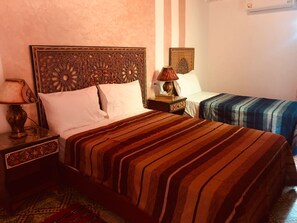 Comfort Triple Room | Individually decorated, individually furnished, free WiFi, bed sheets