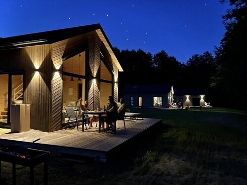 Cozy Holiday Houses on the lake shore ,,Pliažo Klubas"