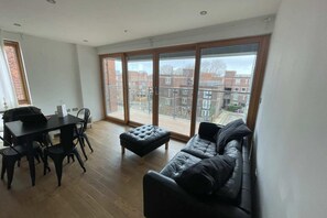 Departamento básico, 1 cama matrimonial | Interior