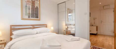 Basic Apartment, 1 Double Bed | 1 bedroom, bed sheets