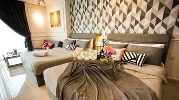 Classic Apartment | Iron/ironing board, free WiFi, bed sheets