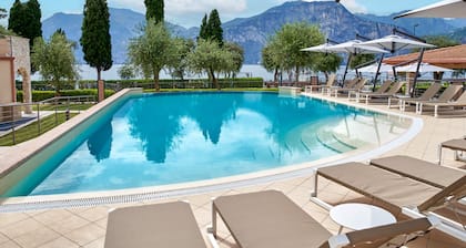 June Stay Lake Garda