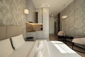 Studio Suite | Hypo-allergenic bedding, iron/ironing board, free WiFi, bed sheets - RentPlanet - Bulwar Staromiejski (Wroclaw)
