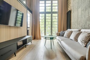 ملاءات للفراش لا تسبب الحساسية ومكواة/لوح كي وواي فاي مجانًا