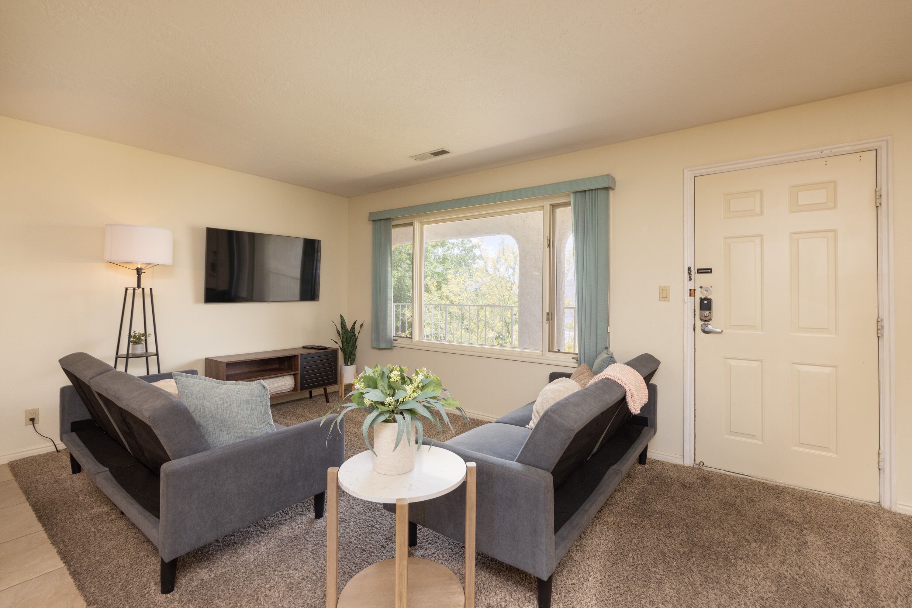 Las Palmas All Inclusive Resort | Beautiful Views | Fast Internet | #121