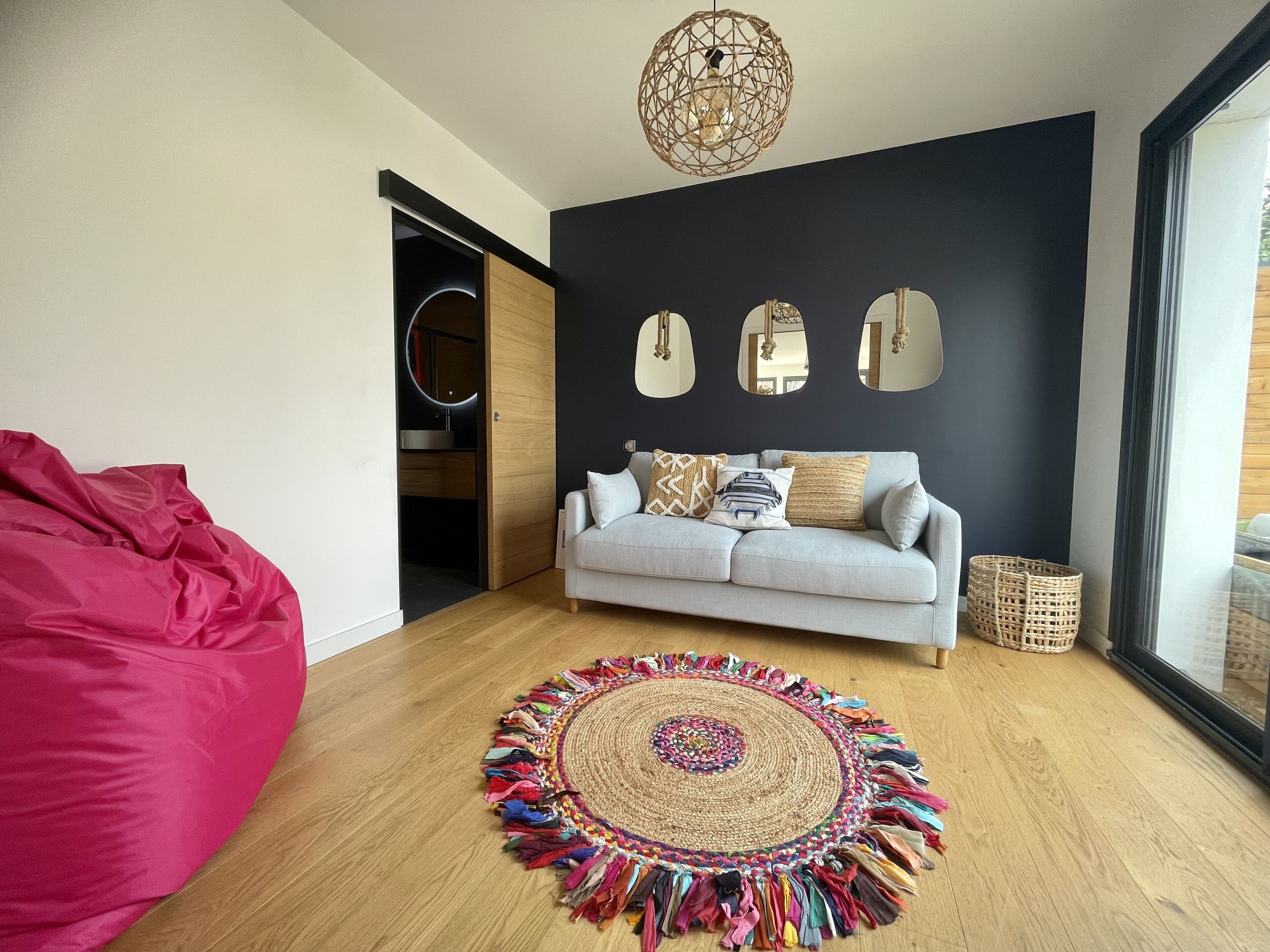 Cozy villa with swimming pool