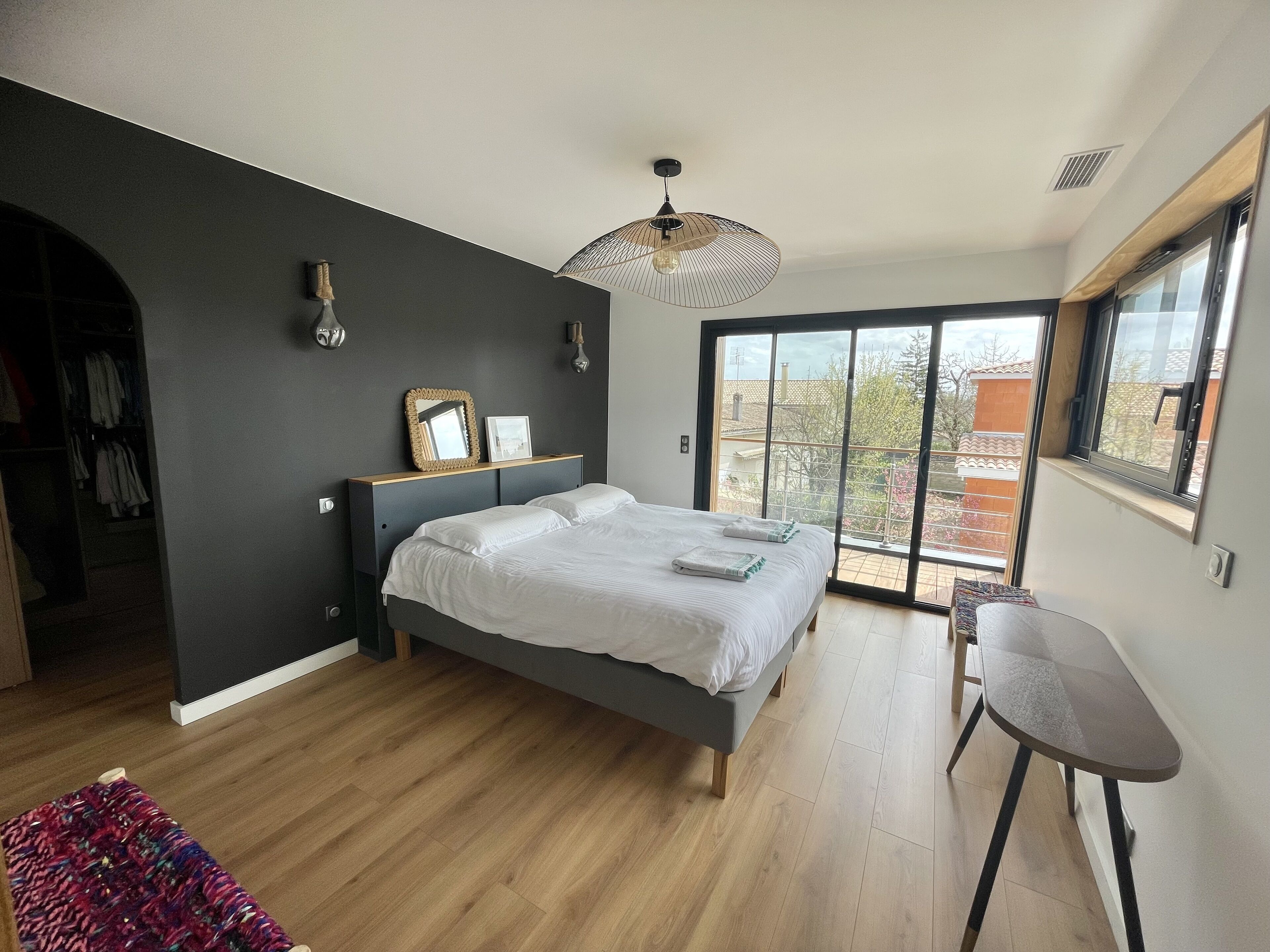 Cozy villa with swimming pool