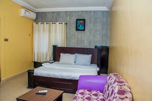 Executive-huone | Työpöytä