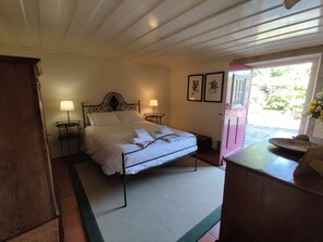 5 bedrooms, iron/ironing board, travel crib, free WiFi