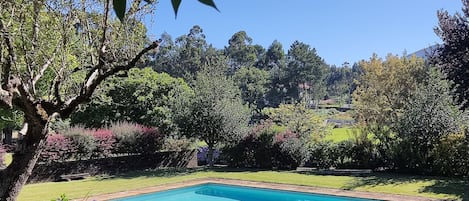 Alberca al aire libre