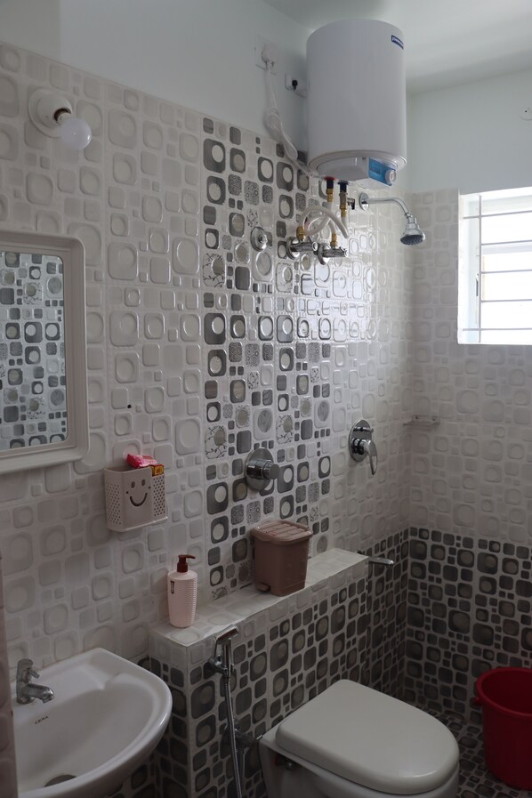 Shower, bidet, soap, shampoo