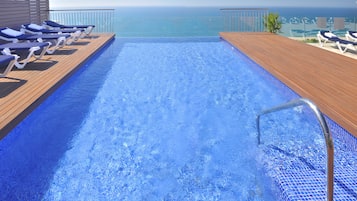 2 outdoor pools