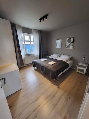Deluxe Apartment | 1 bedroom, soundproofing, free WiFi, bed sheets - Astro Hverfisgata (Reykjavik)