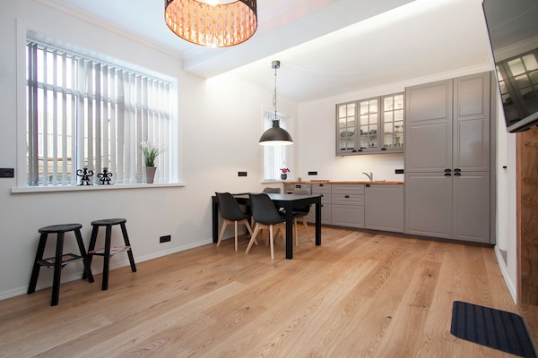 Apartamento básico | Cocina privada | Frigorífico grande, horno, placa de cocina y lavavajillas