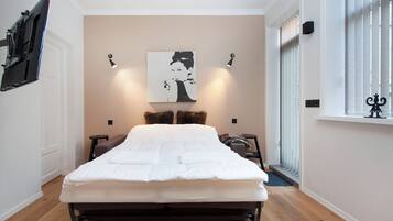1 chambre, chambres insonorisées, Wi-Fi gratuit, draps fournis
