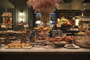 Daily buffet breakfast (EUR 30 per person)