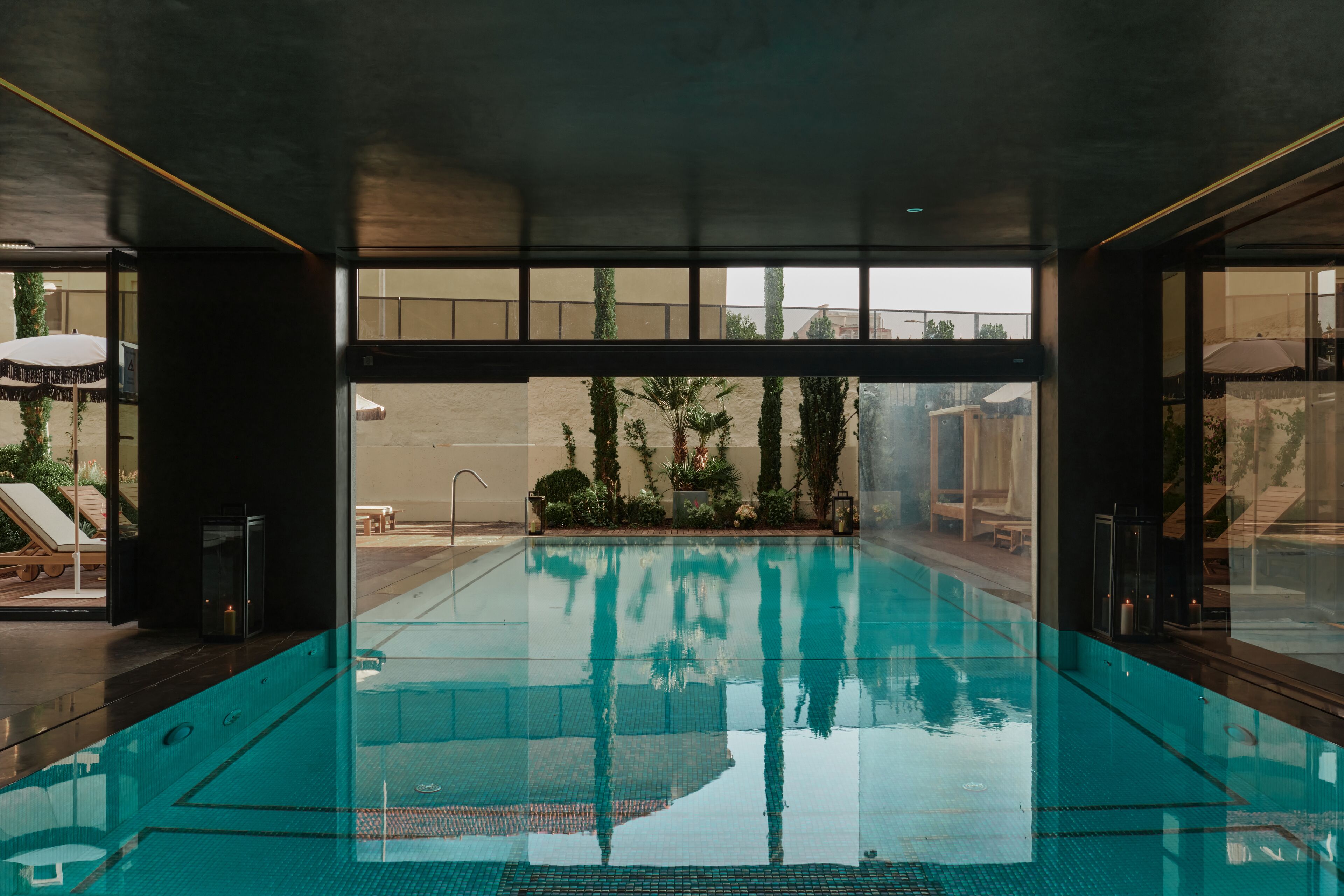 Sauna, steam room, 1 treatment room, massages