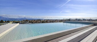 Opalia Residence - Eva's Elegance