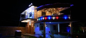 Goroomgo Bottoms Up Villa Bhubaneswar