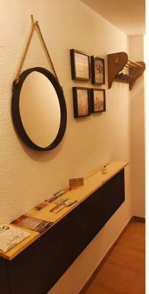 Interior - Reconecta Contigo Mismo (Carataunas)