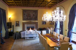 Dining - Magnificent Luxury Villa in Rome. Private pool and large garden. (Roma)