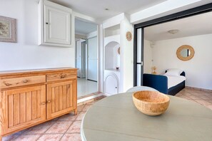 2 chambres, Wi-Fi gratuit, draps fournis
