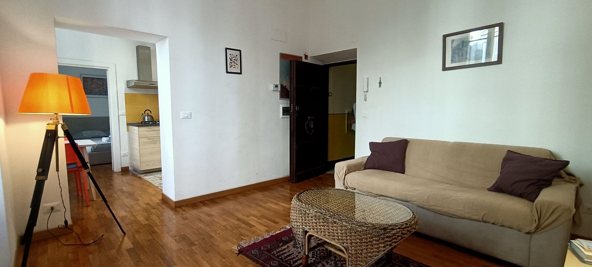 Terrace Apartment on the Monuments of Rome