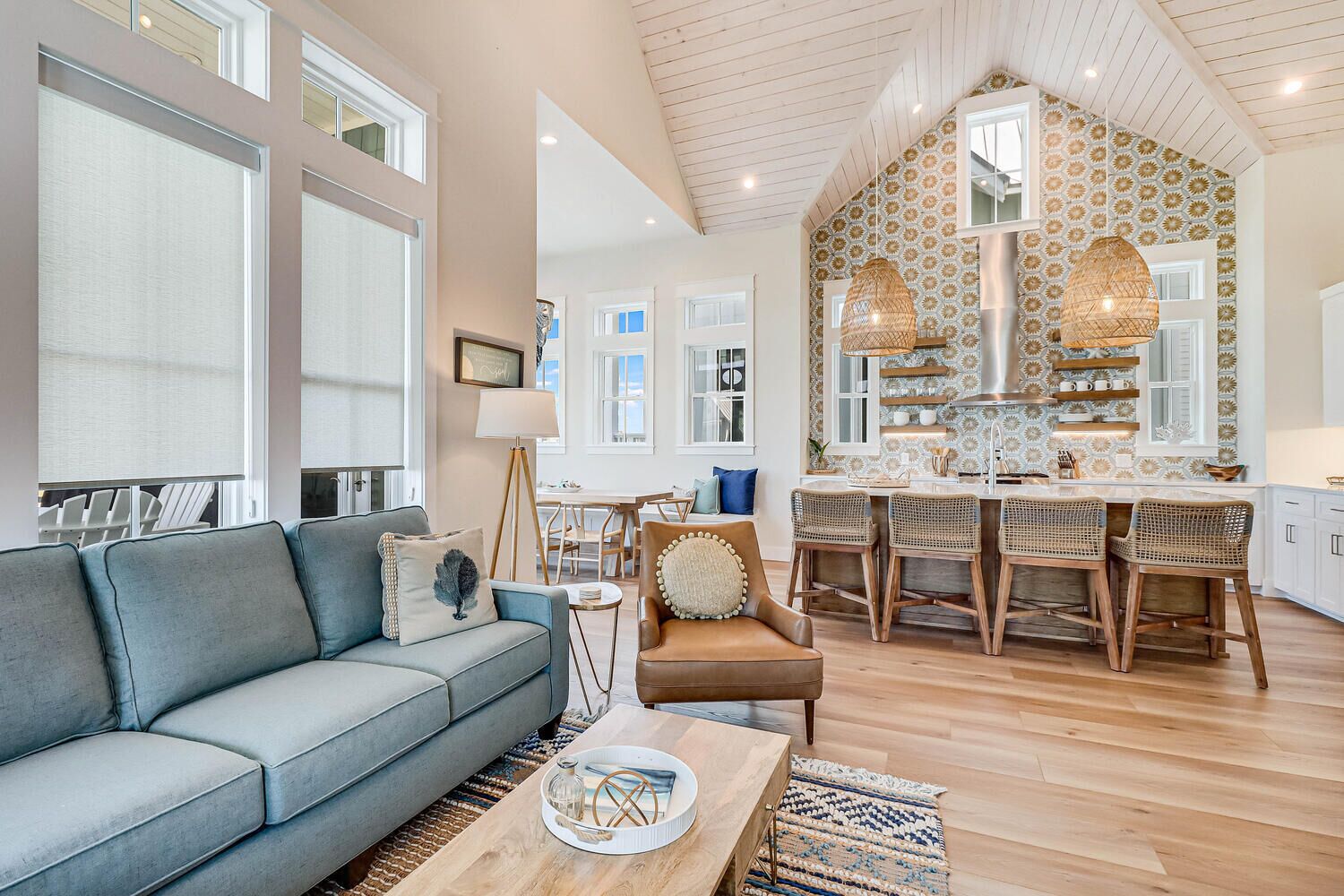 Lakefront Home@Cinnamon Shore South w/ Custom Design Elements & Amenities