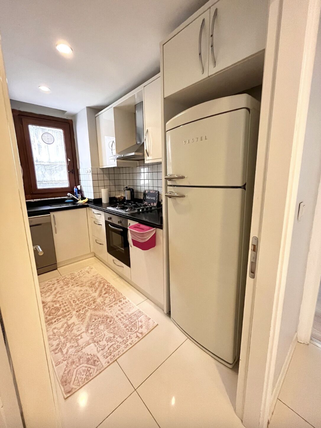 Feel the Peace in the Most Decent Place of Ist!