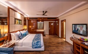 Premium Room | Premium bedding, soundproofing, rollaway beds, bed sheets