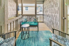 Interior - Luxury Beach House, Pool, Steps to Beach Sleep 8 Rent 6 nights 7th Night Free (North Myrtle Beach)
