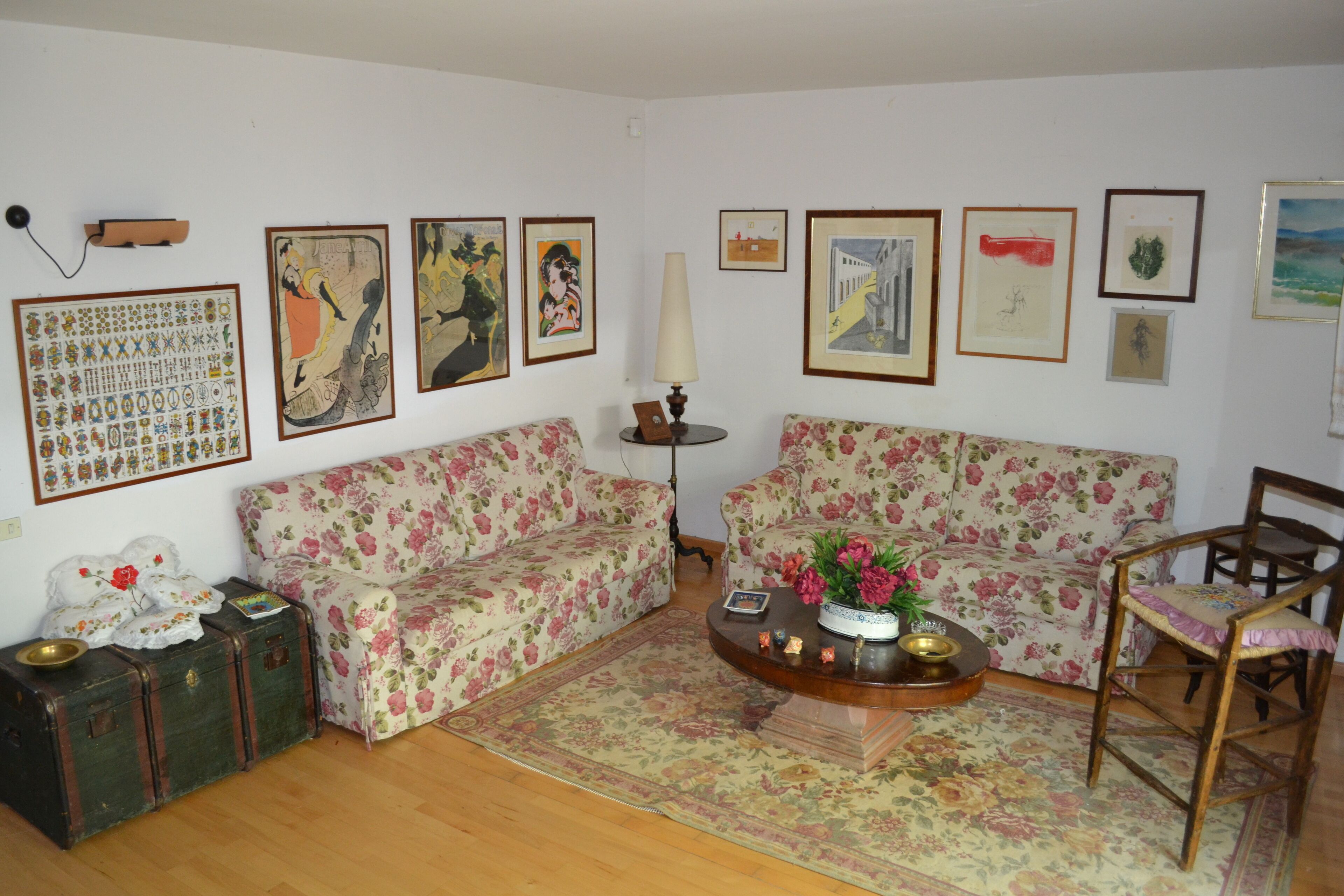 Panoramic Country House