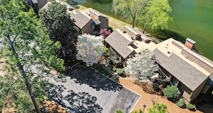 Lakefront Pinehurst Condo 2BD/2BA