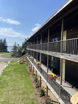 Exterior - Deluxe Ocean View Room (Brooklin)