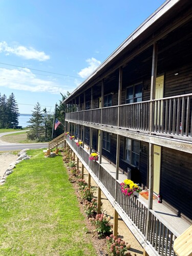 Deluxe Ocean View Room