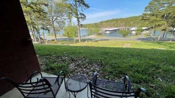 開放式客房 | 露台/庭院