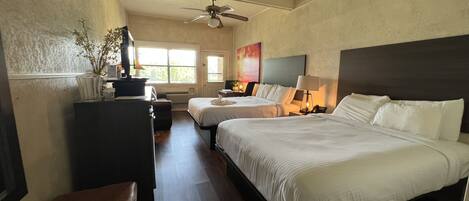 1 habitación, tabla de planchar con plancha, cunas y wifi gratis