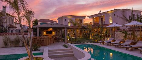 Façade de l’hébergement - soirée/nuit