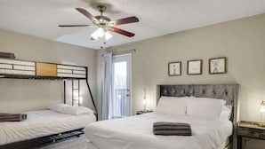 5 bedrooms, iron/ironing board, WiFi, bed sheets - Elite 5BR/3.5B Home with Game Room & Sauna (Grand Prairie)