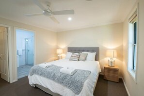 5 bedrooms, iron/ironing board, travel cot, WiFi