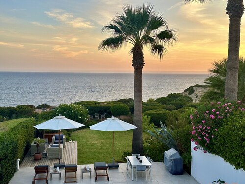 Casa Girassol, villa mit privatem Pool im Algarve Clube Atlântico