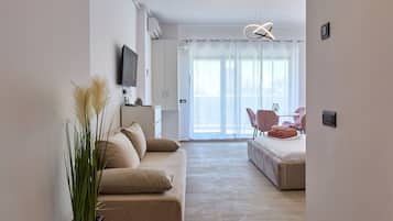 Basic Studio | 1 bedroom, individually decorated, individually furnished