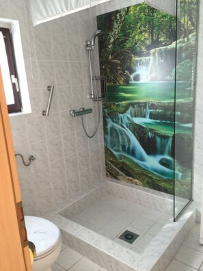 Shower, towels, soap