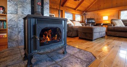 New Spacious Stowe Home, Stowe Mt Views. Sauna. Woodstove. Ask about pet policy
